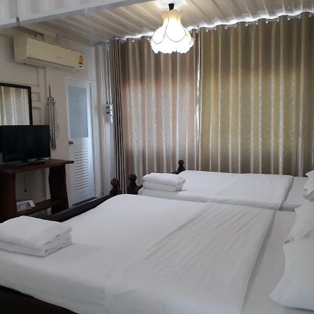 Farsai Homestay ลพบุรี ภายนอก รูปภาพ