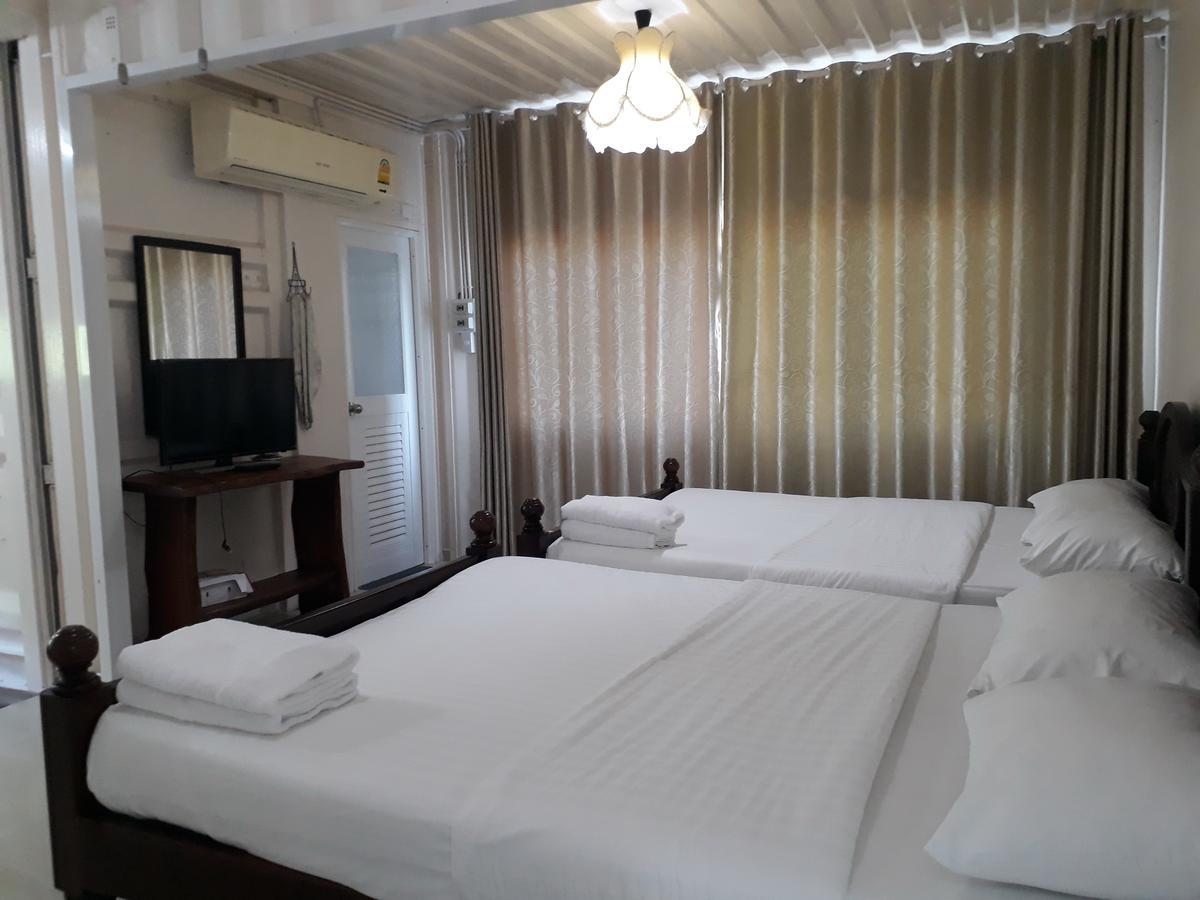 Farsai Homestay ลพบุรี ภายนอก รูปภาพ
