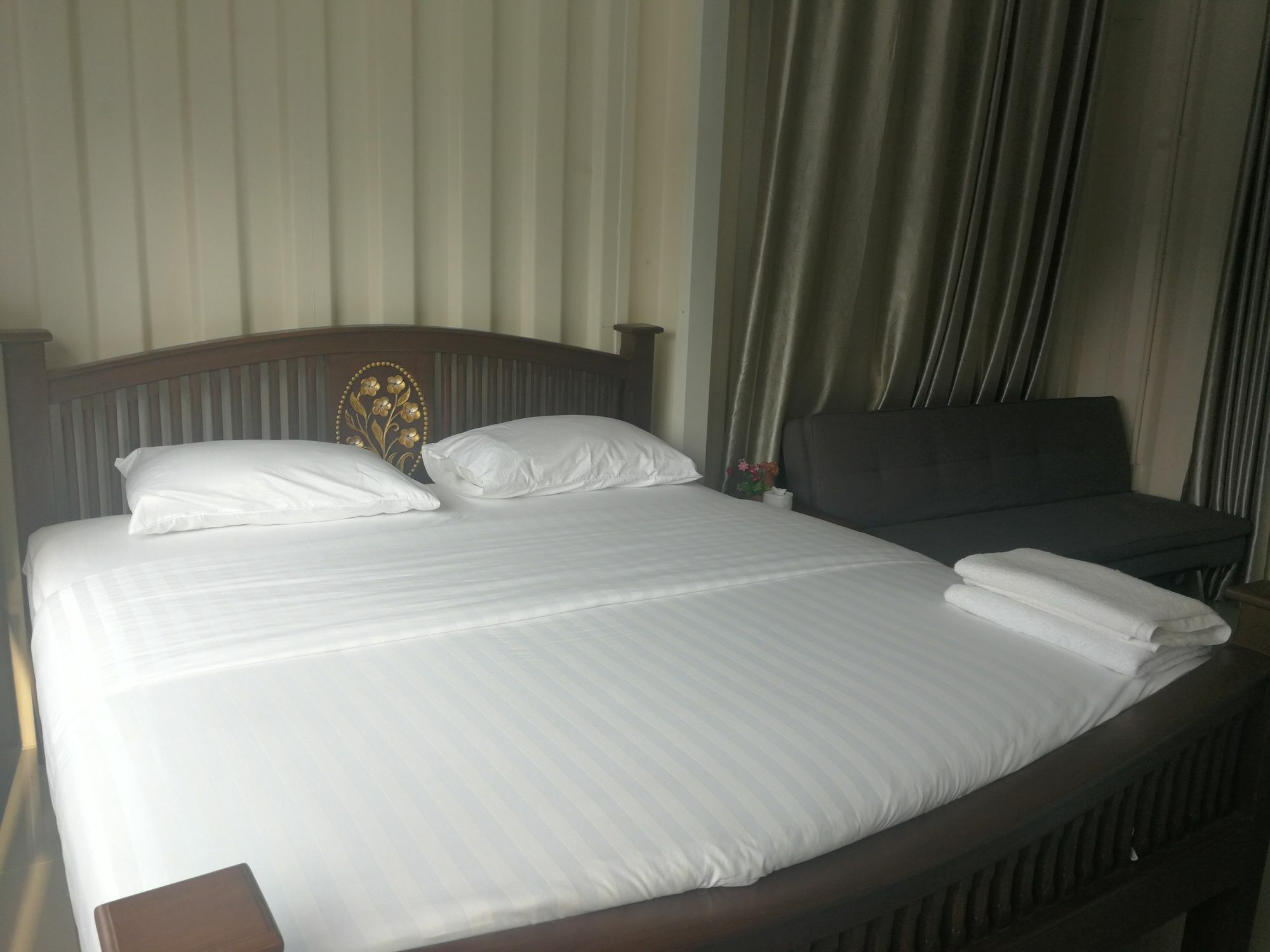 Farsai Homestay ลพบุรี ภายนอก รูปภาพ