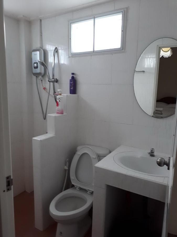 Farsai Homestay ลพบุรี ภายนอก รูปภาพ